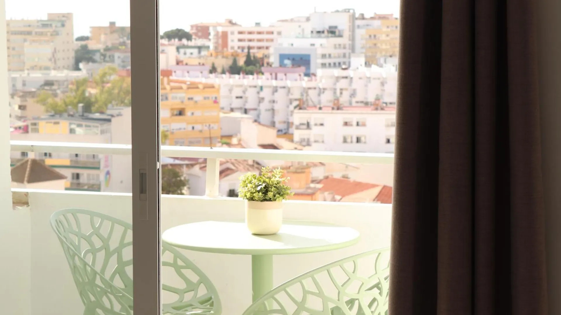 Sunset Sunny Balcony & Sea Views Appartement Torremolinos